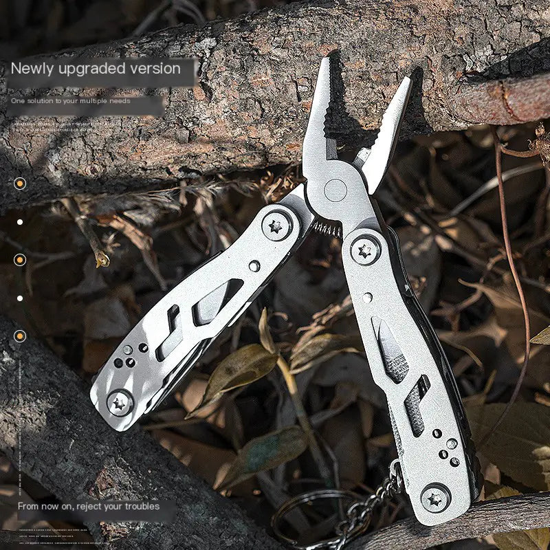 SnapFold Mini: Compact Keychain EDC Folding Multitool for Outdoor Adventures